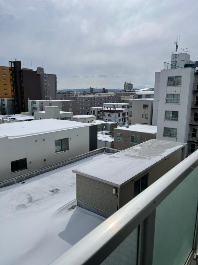 ようこそ札幌へ! 大通公園まで地下鉄10分 定員6名 Firetv完備 1階はセコマ Daire Dış mekan fotoğraf
